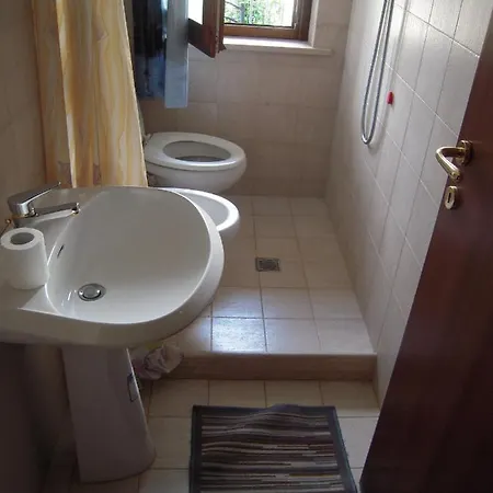 Service Elegant Apartman *